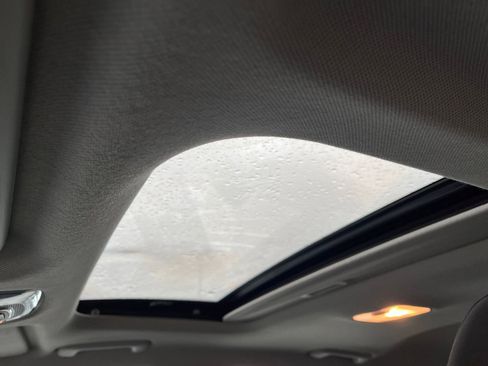 Used 2025 Hyundai Elantra SEL image 29