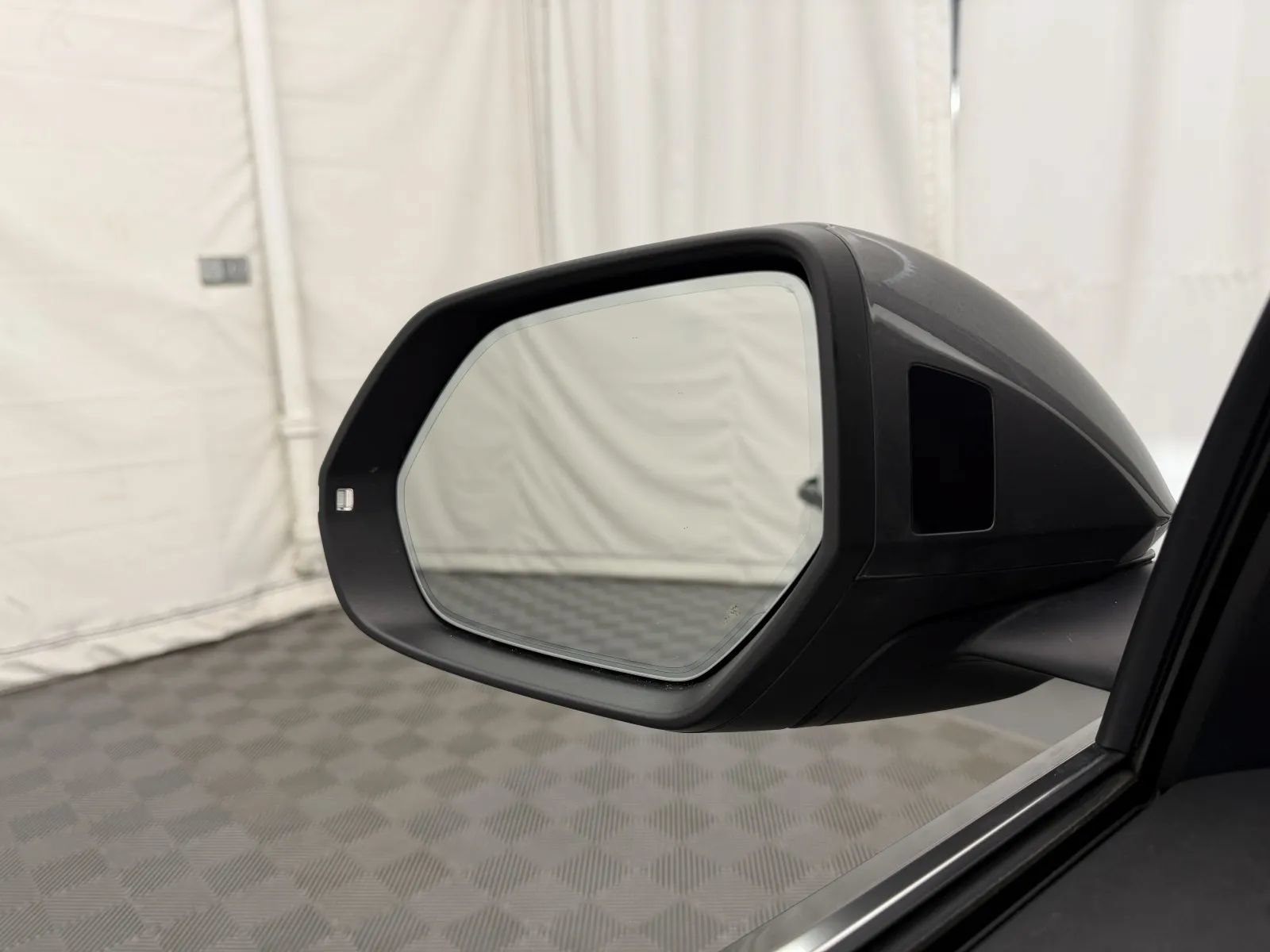 Used 2019 Audi Q8 Prestige AWD/4WD image 17