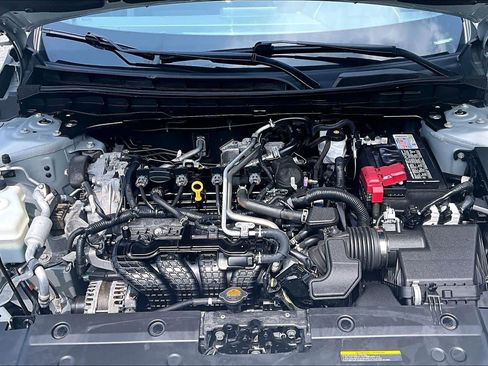 Used 2024 Nissan Altima 2.5 SV FWD image 32