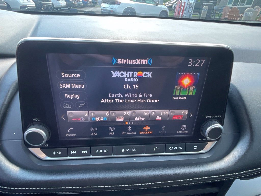 Certified 2025 Nissan Rogue SV AWD/4WD image 15