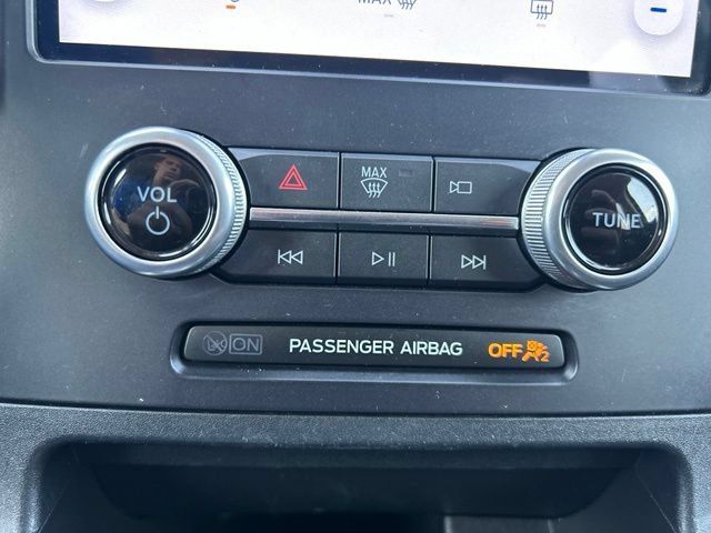 Used 2022 Ford Edge SE w/ Black Appearance Package AWD/4WD image 30