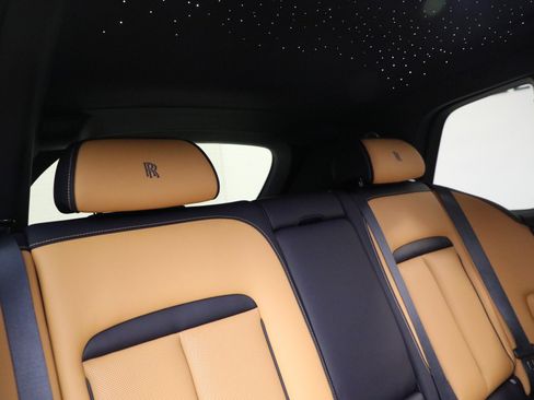 New 2026 Rolls-Royce Cullinan image 23