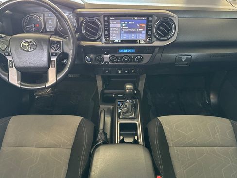 Used 2023 Toyota Tacoma TRD Off-Road w/ Black Out Package (TMS) image 12