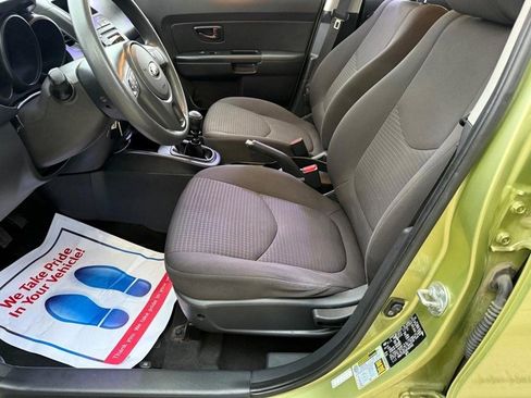 Used 2013 Kia Soul image 24