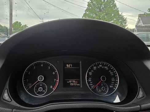 Used 2015 Volkswagen Passat 1.8T Limited Edition image 27