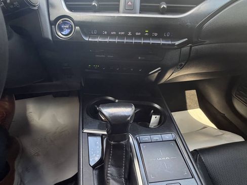 Used 2020 Lexus UX 250h w/ Premium Package AWD/4WD image 26