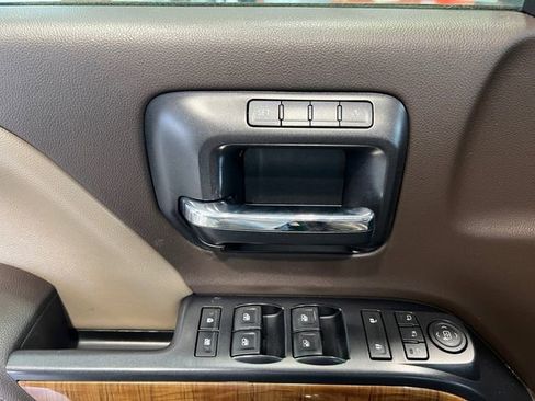 Used 2015 GMC Sierra 1500 SLT w/ SLT Preferred Package AWD/4WD image 15