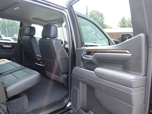 Used 2025 GMC Sierra 1500 Elevation w/ Preferred Package AWD/4WD image 30