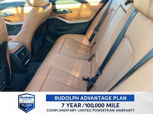 Used 2022 BMW 330i Sedan w/ Driving Assistance Package image 9