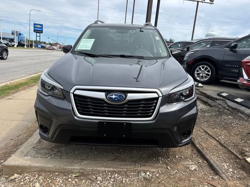 Used 2021 Subaru Forester image 2