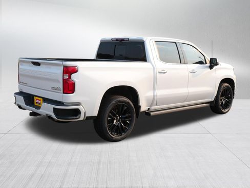 Used 2020 Chevrolet Silverado 1500 High Country w/ Technology Package AWD/4WD image 7