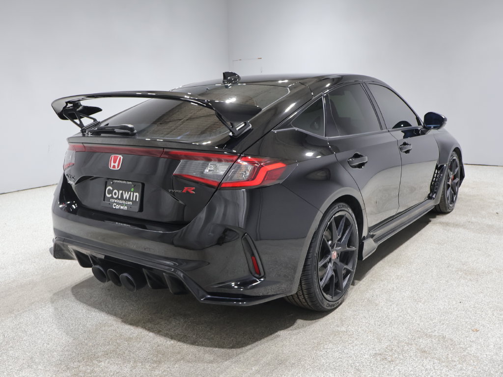 Used 2023 Honda Civic Type R image 2