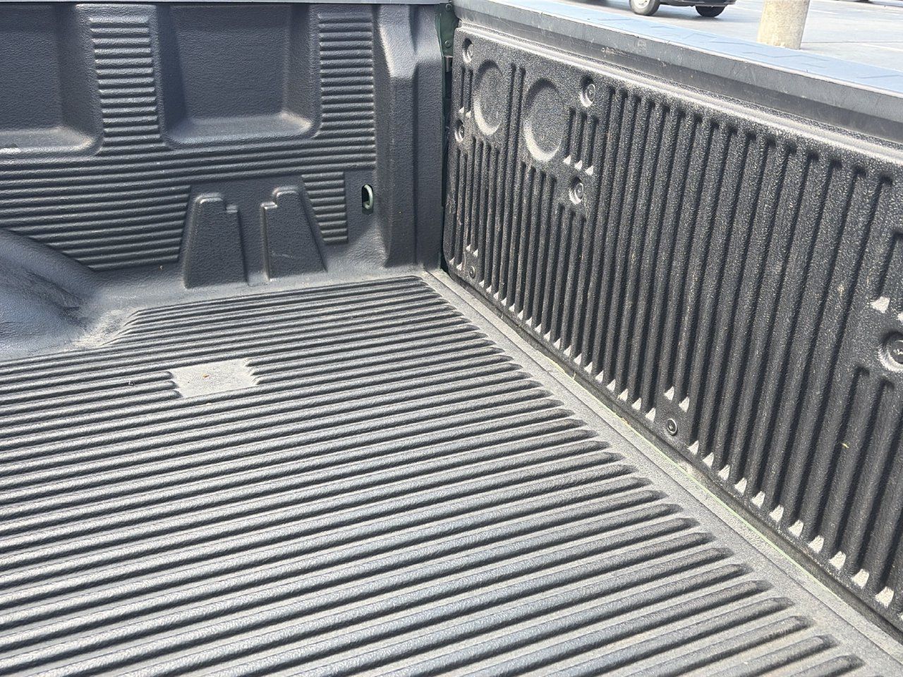 Certified 2024 Nissan Titan SV w/ SV Bronze Edition Package RWD image 10