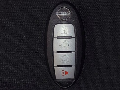 Used 2023 Nissan Sentra SV FWD image 32