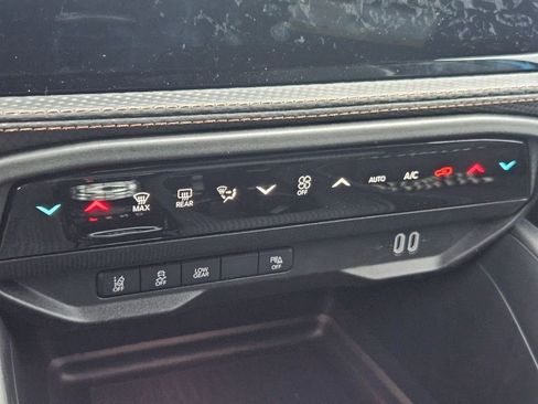 New 2026 Jeep Cherokee Limited image 28