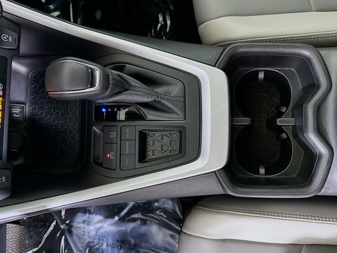 Used 2024 Toyota RAV4 XLE Premium image 22