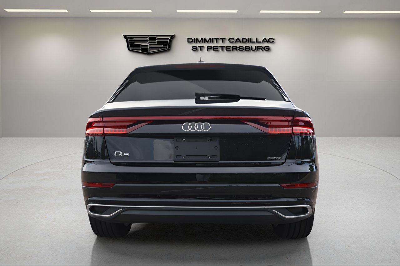 Used 2023 Audi Q8 Premium w/ Convenience Package AWD/4WD image 4