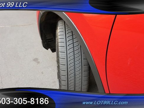 Used 2015 Toyota RAV4 LE AWD/4WD image 4