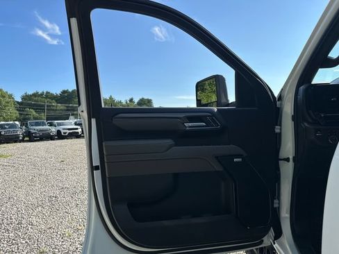 Certified 2025 Chevrolet Silverado 2500 ZR2 w/ ZR2 Bison Edition AWD/4WD image 24