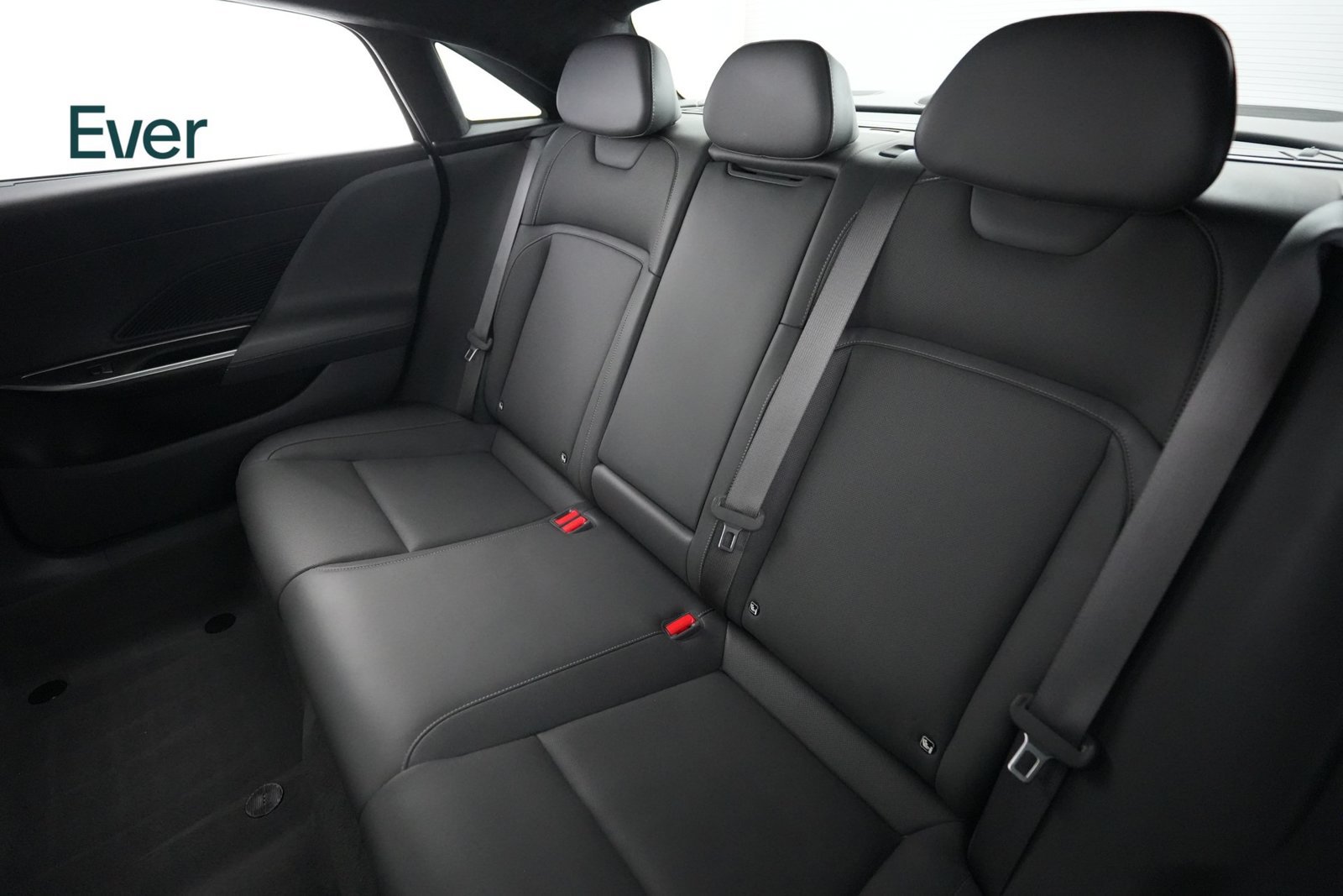 Used 2024 Lucid Air Touring AWD/4WD image 24