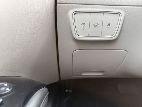 Used 2022 Hyundai Tucson Limited FWD image 16