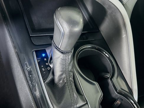 Used 2018 Toyota Camry SE image 23