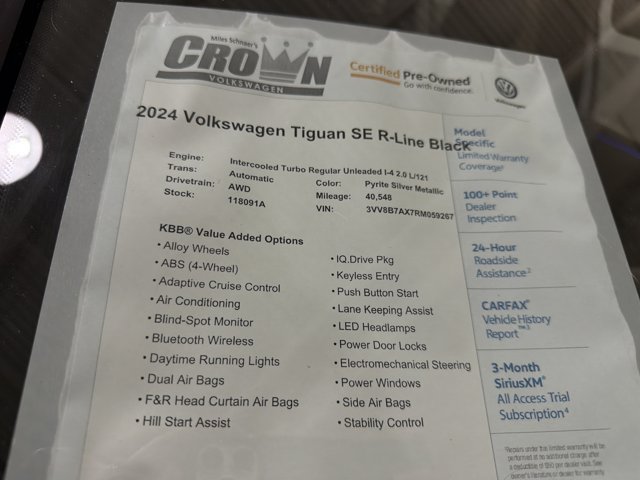 Certified 2024 Volkswagen Tiguan SE R-Line AWD/4WD image 40