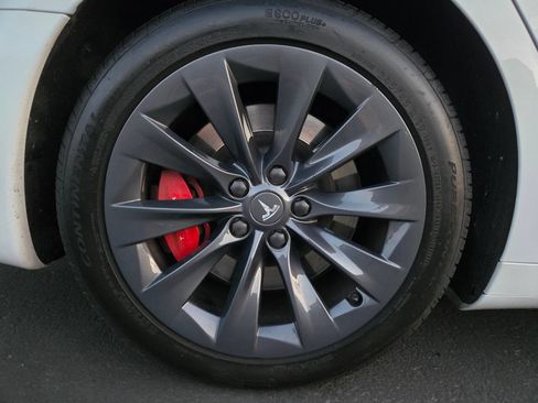 Used 2020 Tesla Model S Performance image 16