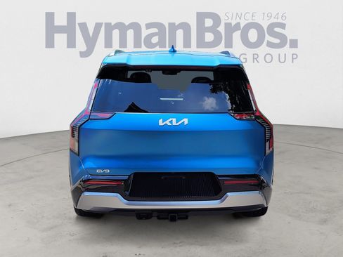 Used 2024 Kia EV9 Land AWD/4WD image 4