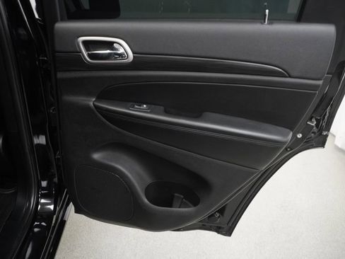 Certified 2020 Jeep Grand Cherokee Altitude AWD/4WD image 42