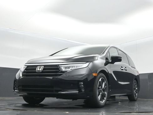 Certified 2024 Honda Odyssey Elite image 8