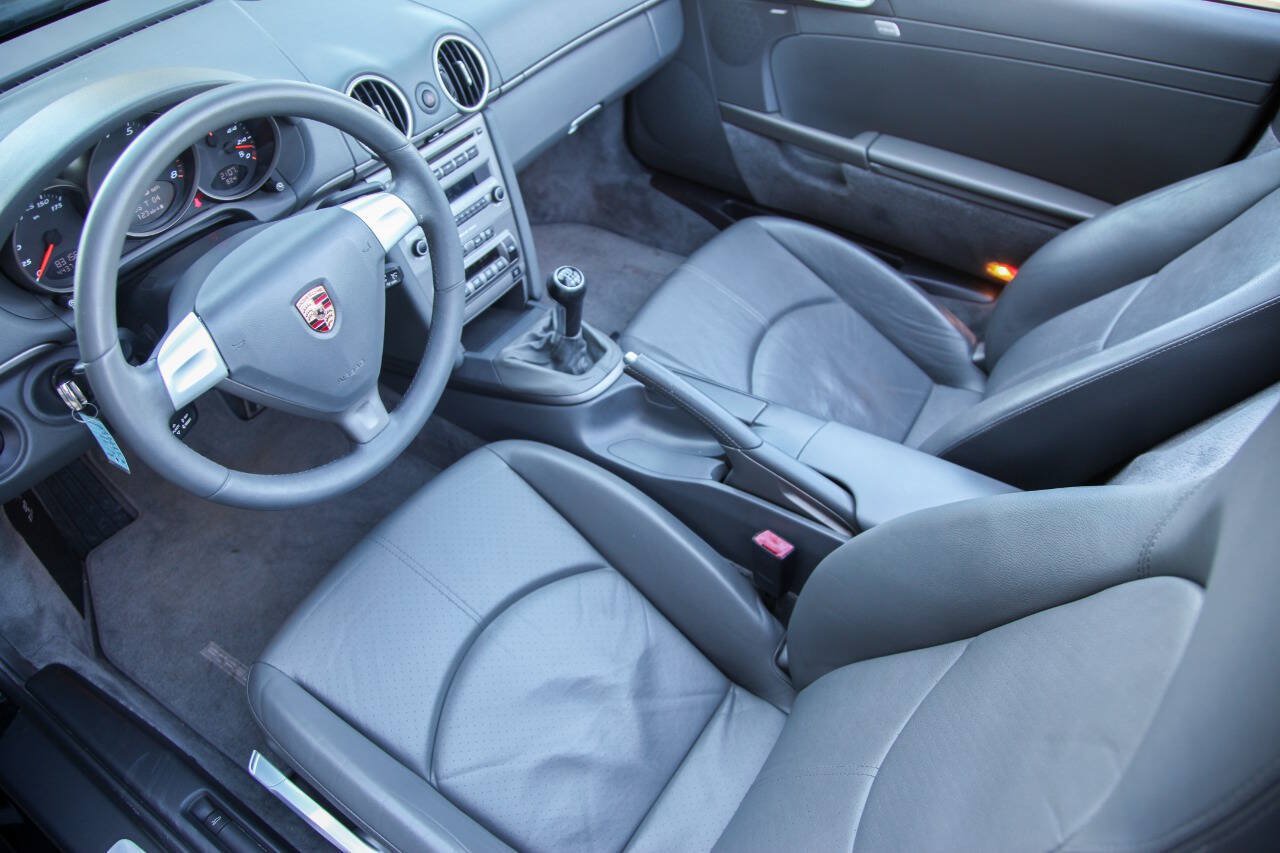 Used 2005 Porsche Boxster RWD image 25