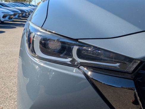 Used 2022 MAZDA CX-5 Carbon Edition image 17