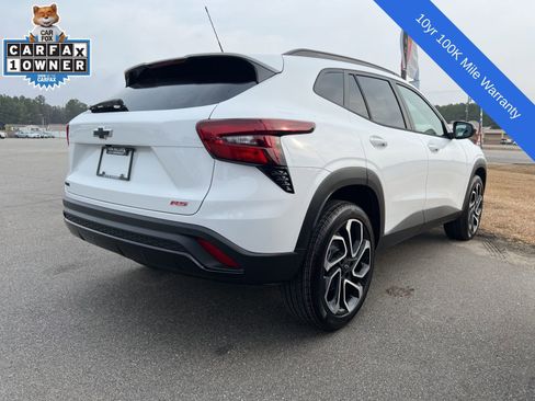 New 2026 Chevrolet Trax RS image 5