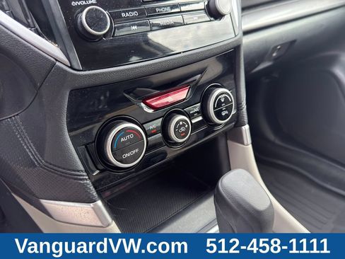 Used 2020 Subaru Forester Premium AWD/4WD image 14