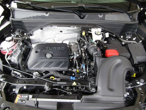 New 2026 Chevrolet TrailBlazer RS w/ Convenience Package AWD/4WD image 32