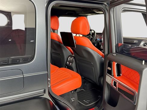 Used 2025 Mercedes-Benz G 63 AMG 4MATIC image 32