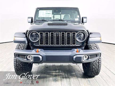 New 2025 Jeep Gladiator Mojave w/ Safety Group image 4