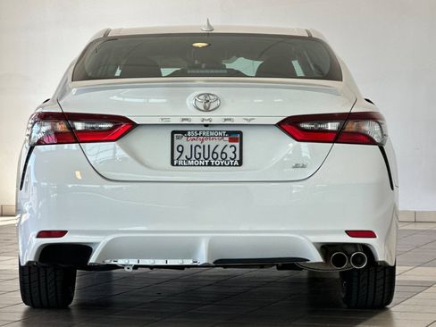 Certified 2024 Toyota Camry SE FWD image 5