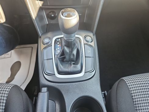 Used 2019 Hyundai Kona SE image 35