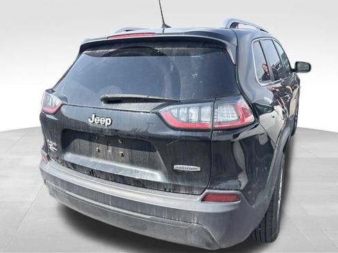 Used 2019 Jeep Cherokee Latitude w/ Popular Appearance Group AWD/4WD image 13