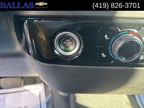 Certified 2022 Chevrolet Silverado 1500 LT AWD/4WD image 11