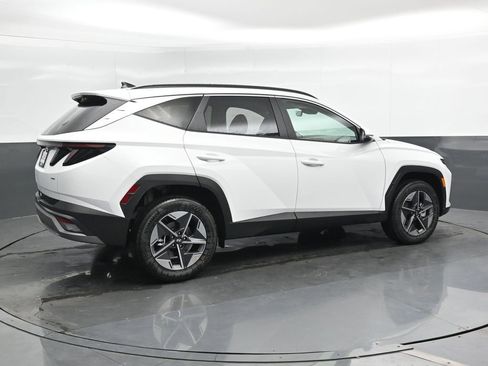 Used 2026 Hyundai Tucson SEL AWD/4WD image 2