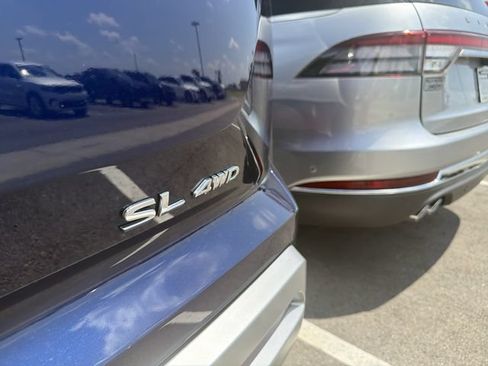Used 2025 Nissan Pathfinder SL AWD/4WD image 41