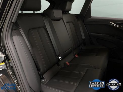 Used 2024 Audi Q4 e-tron Premium image 70