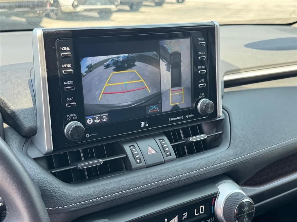 Used 2021 Toyota RAV4 Limited AWD/4WD image 31