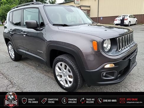 Used 2016 Jeep Renegade Latitude w/ Cold Weather Group AWD/4WD image 3