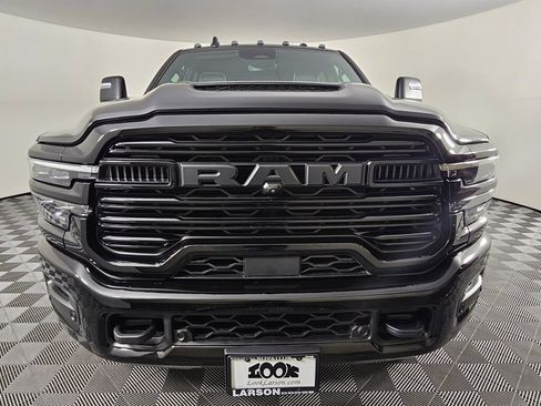 New 2026 RAM 3500 Laramie AWD/4WD image 9