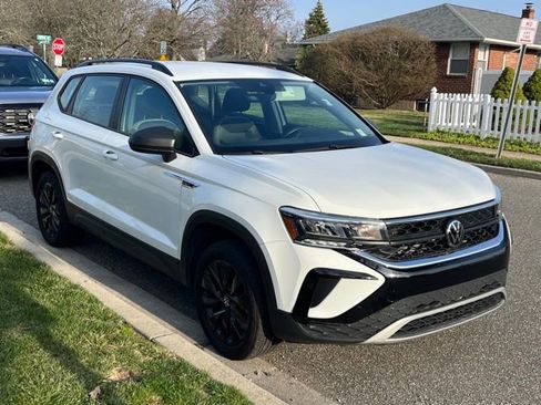 Used 2024 Volkswagen Taos S image 3