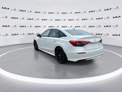 Used 2024 Honda Civic Sport image 6